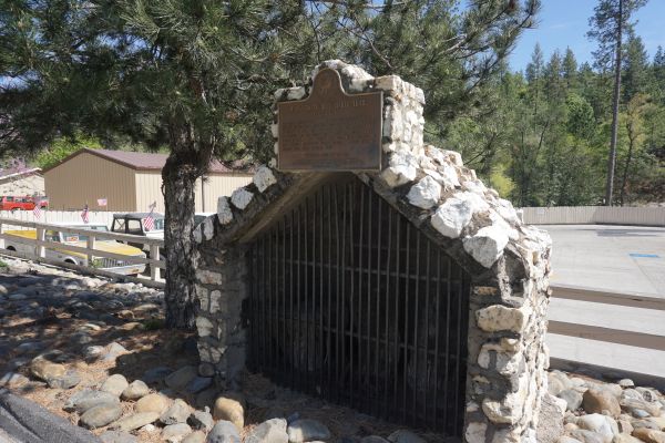 [Picture of Big Oak Flat roadside shrine]